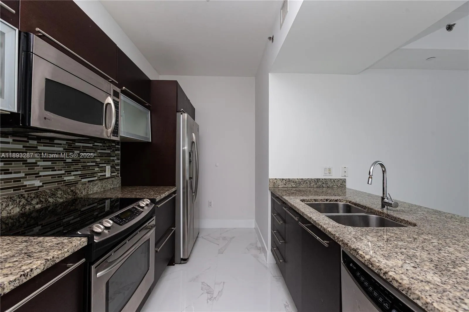 951 Brickell Ave, #2601