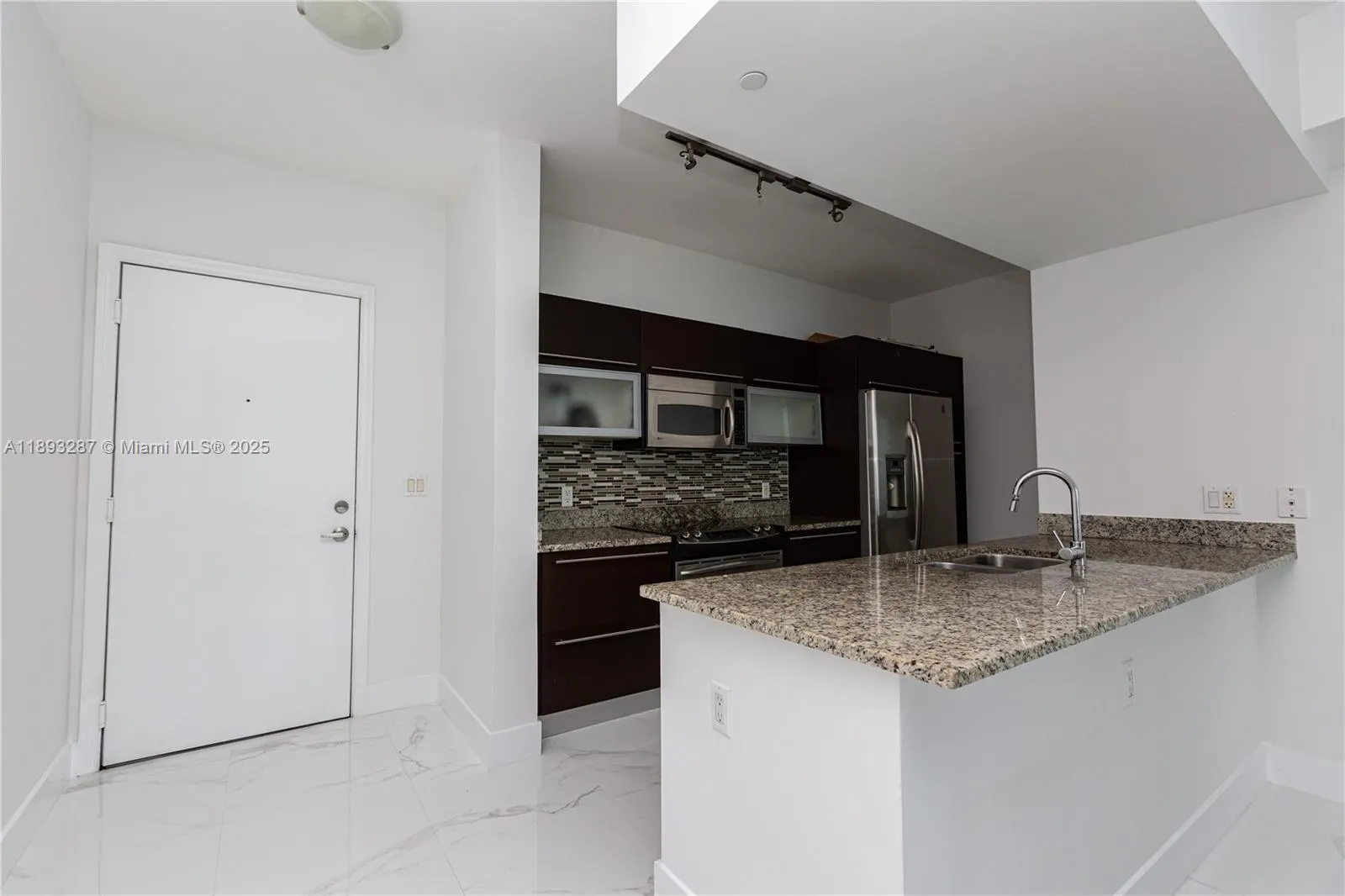 951 Brickell Ave, #2601