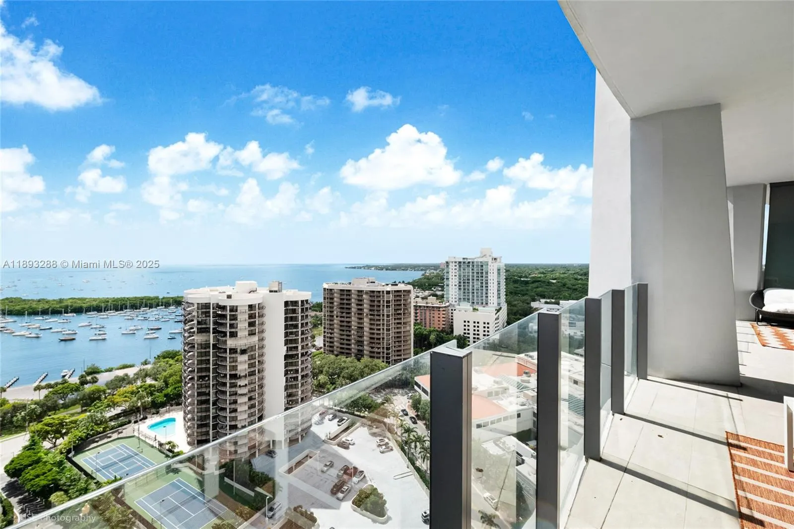 2831 S Bayshore Dr, #2102