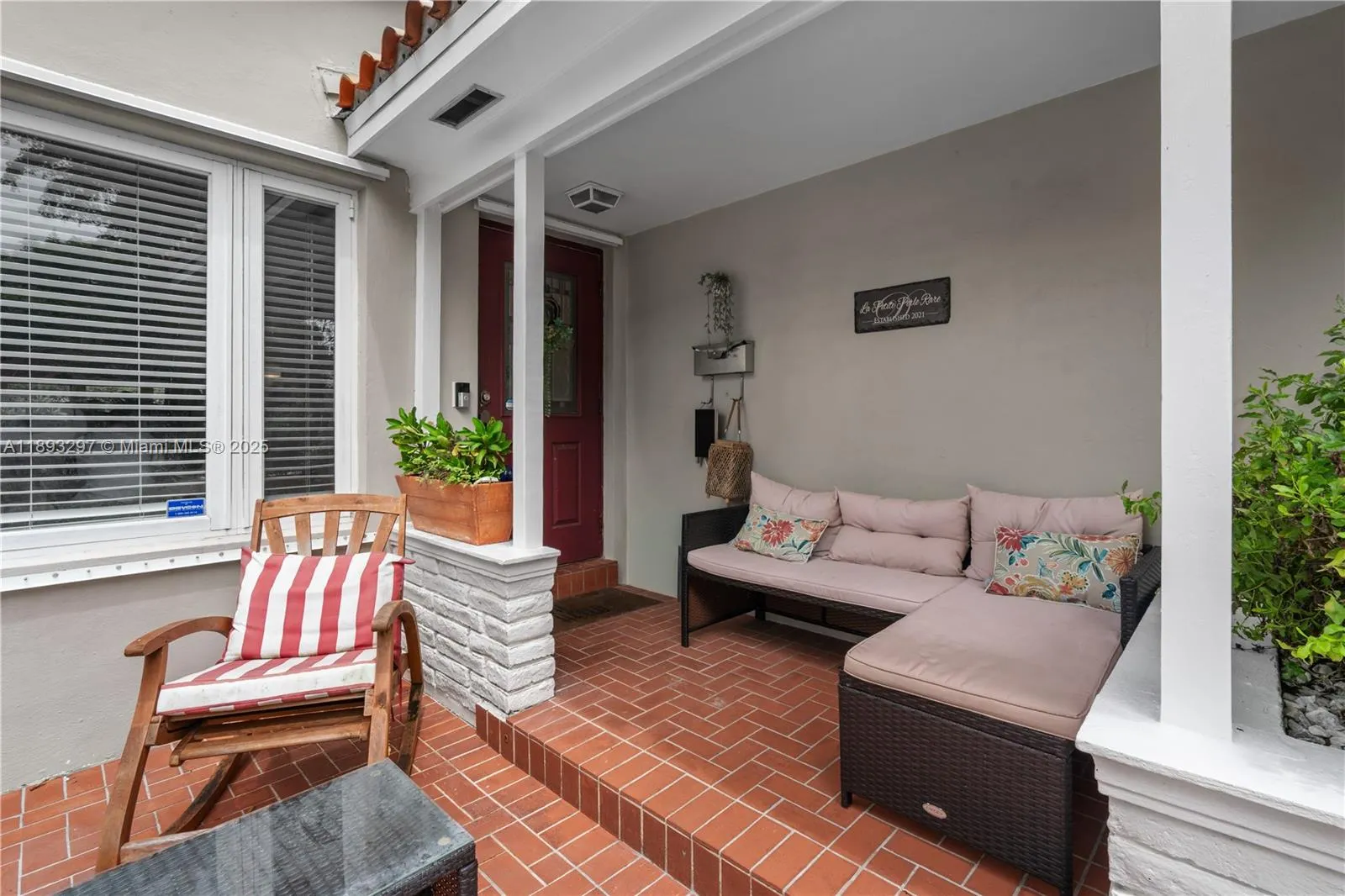 1433 Ortega Ave