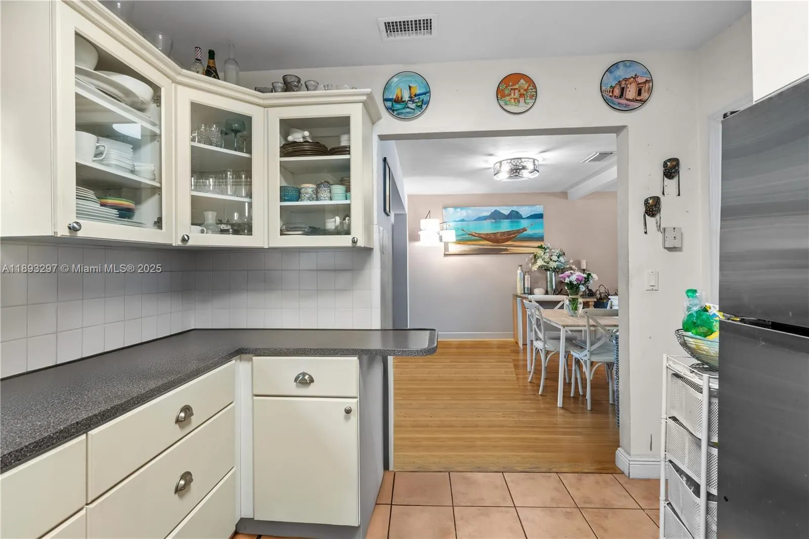 1433 Ortega Ave