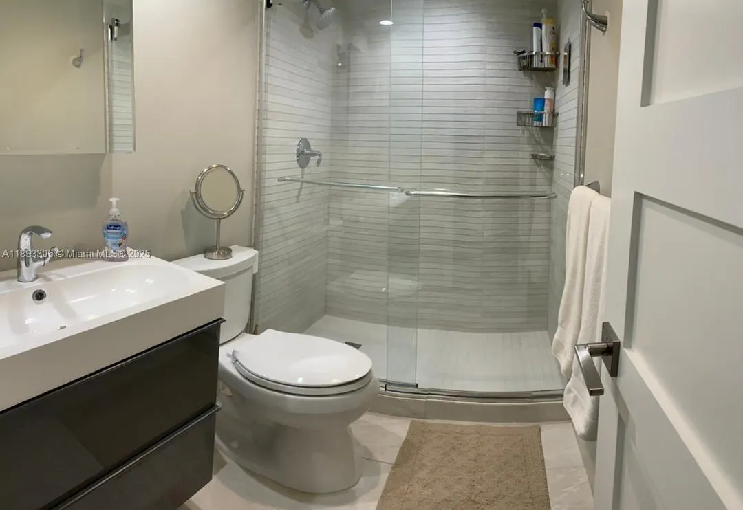 3507 Oaks Way, #802