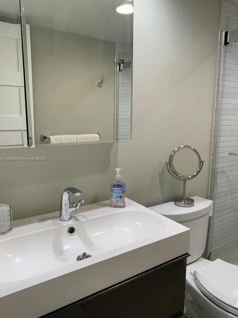 3507 Oaks Way, #802