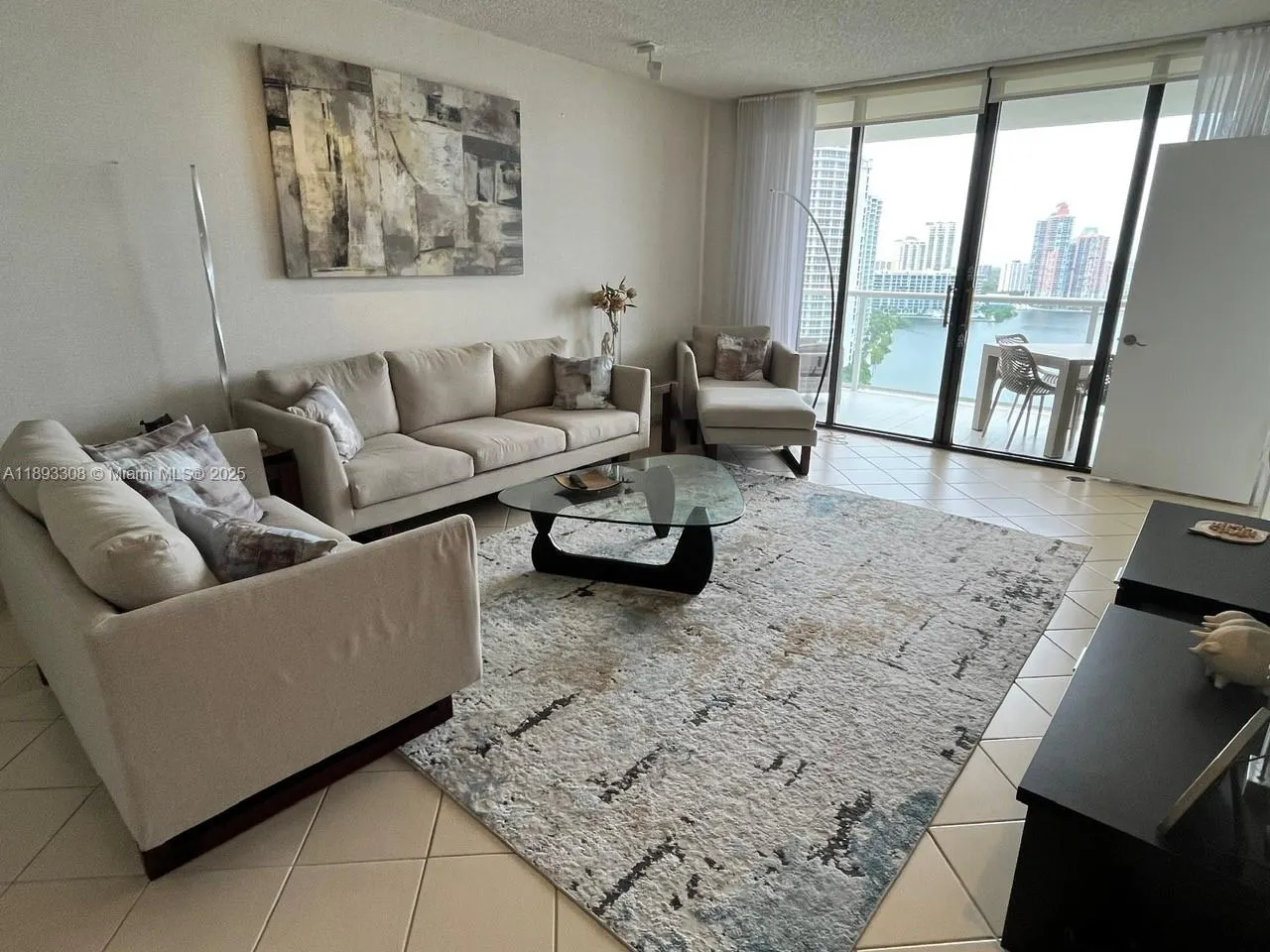 4000 ISLAND BL, #1905