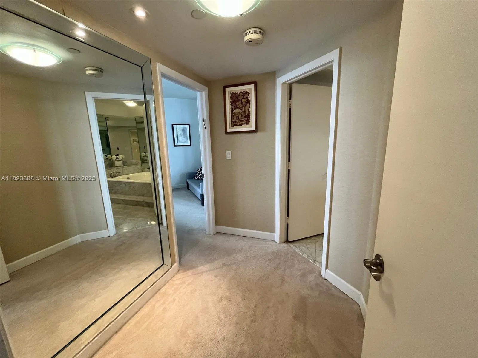 4000 ISLAND BL, #1905