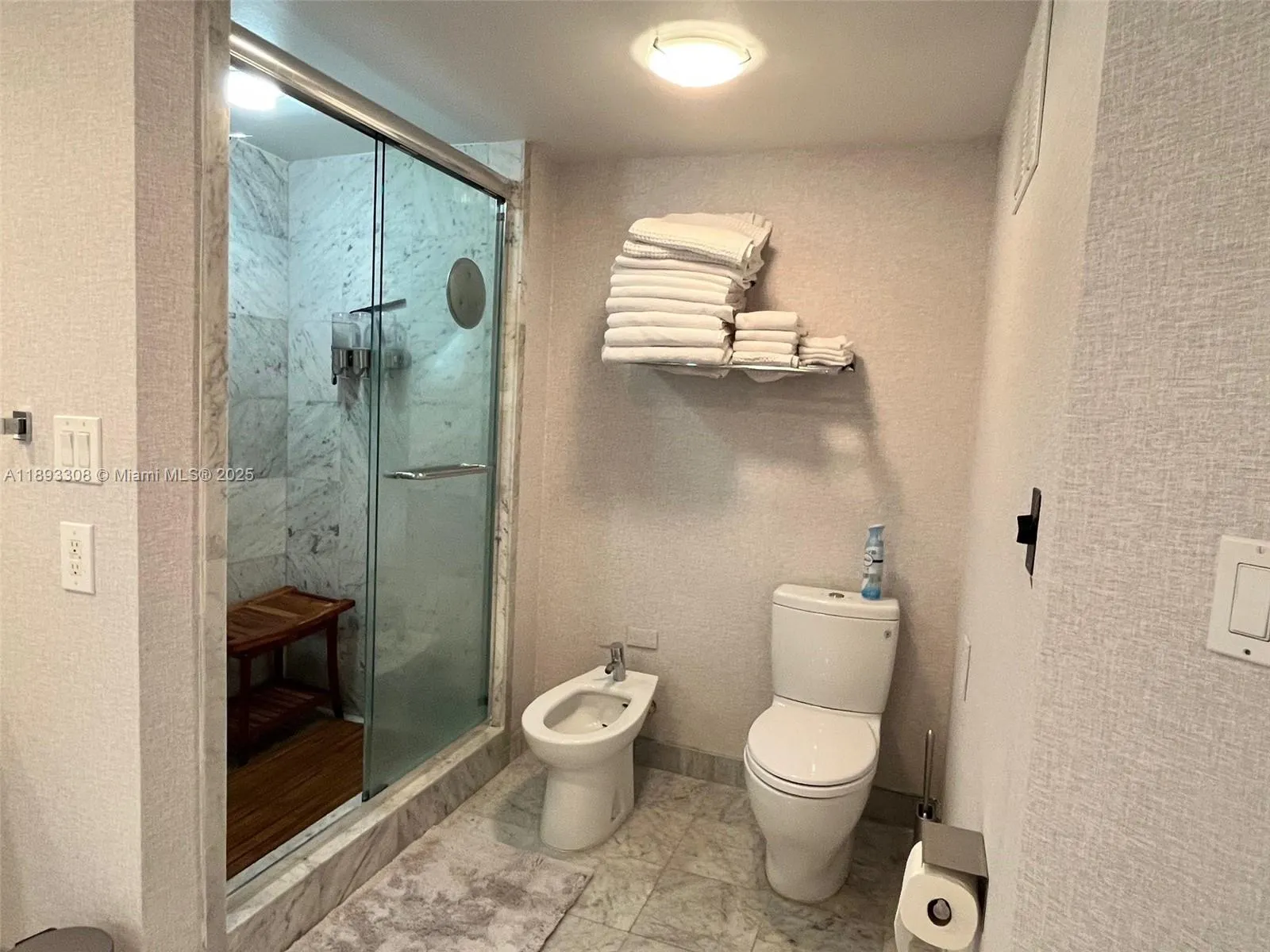 4000 ISLAND BL, #1905
