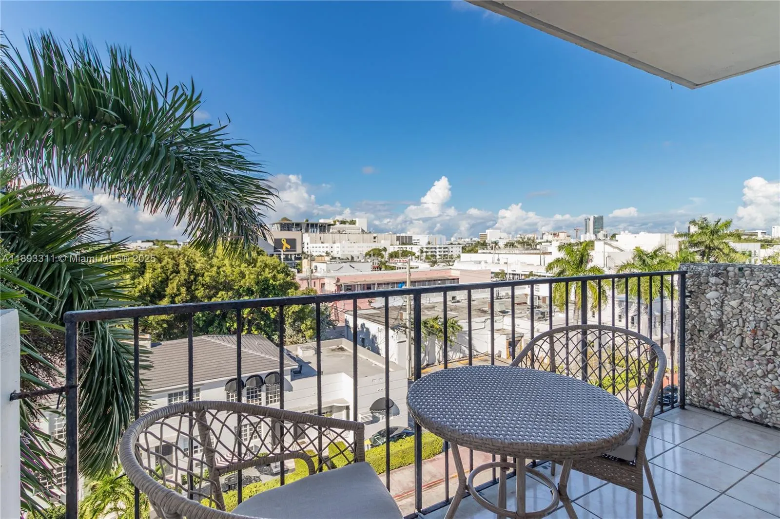 1455 West Ave, #601