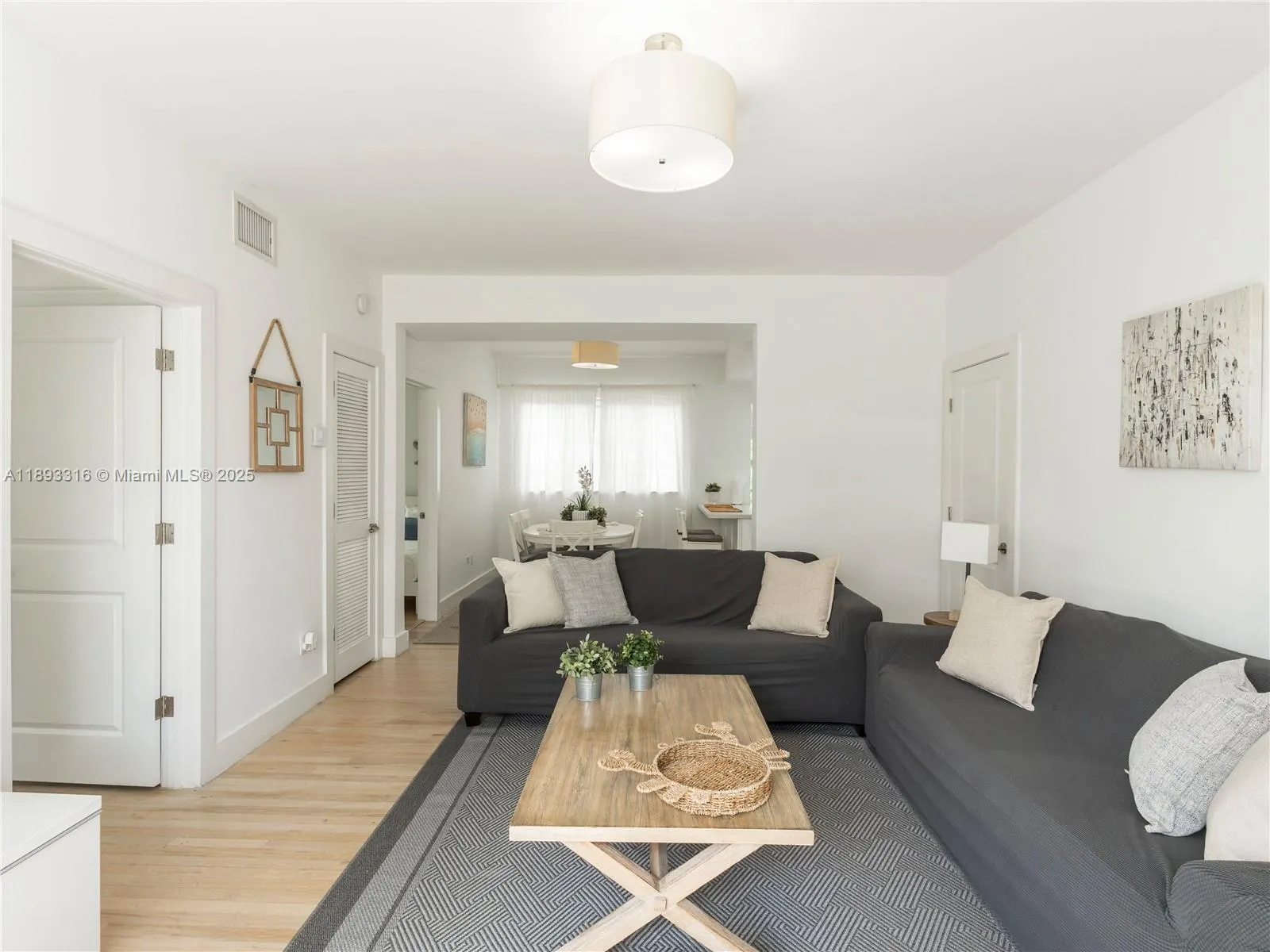 241 28th St, #1