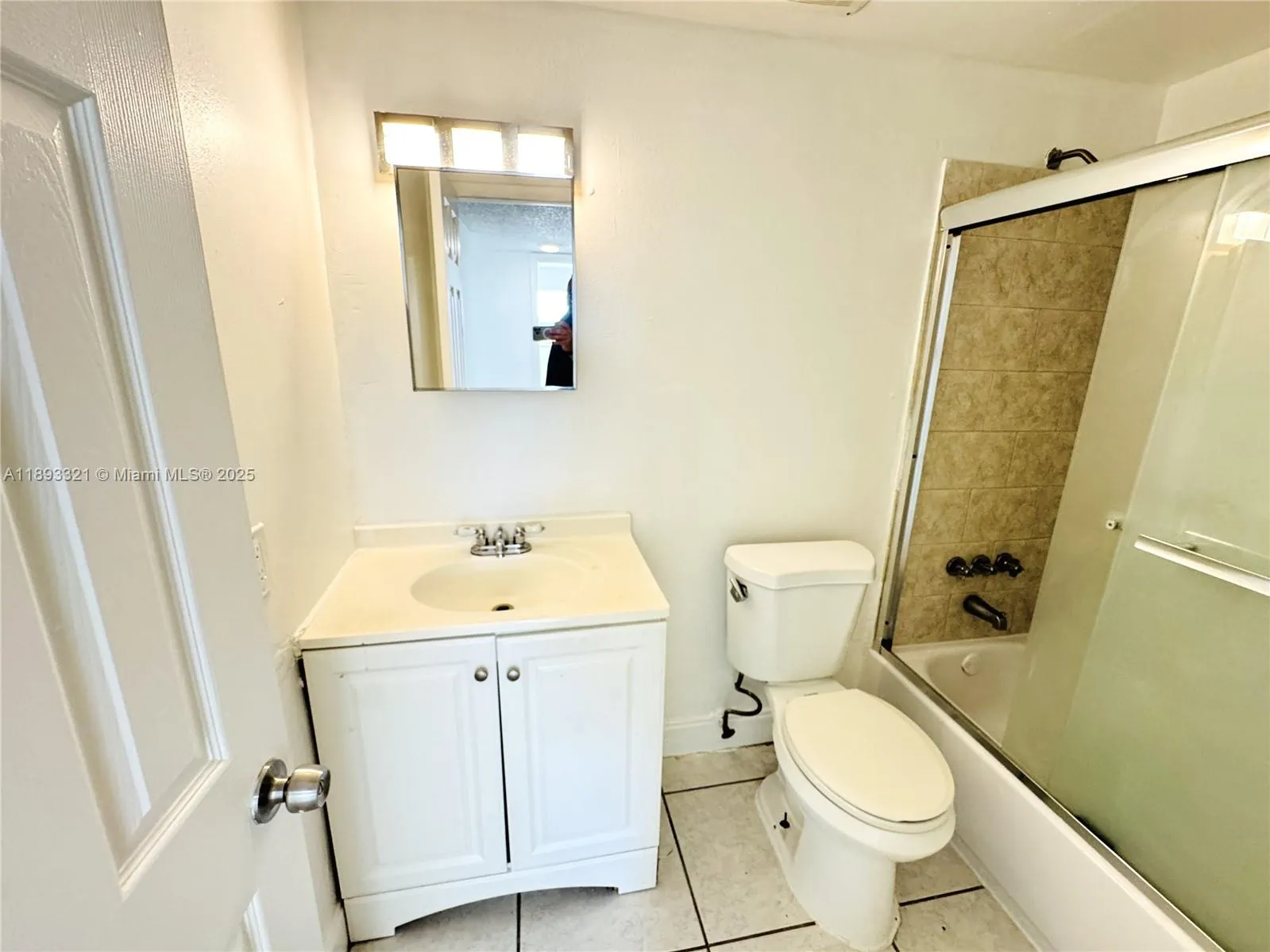 3710 NW 21st St, #310