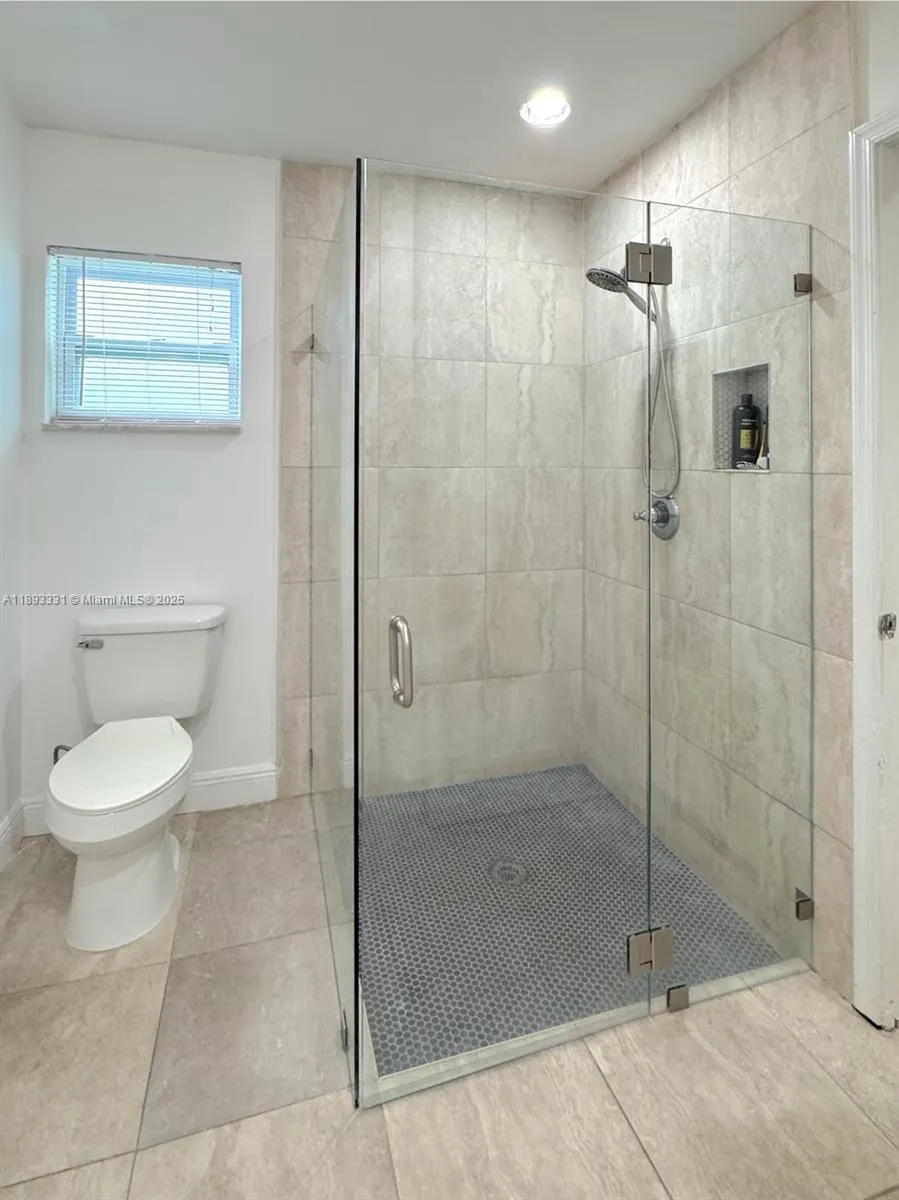 120 NE 9th Ave, #120A