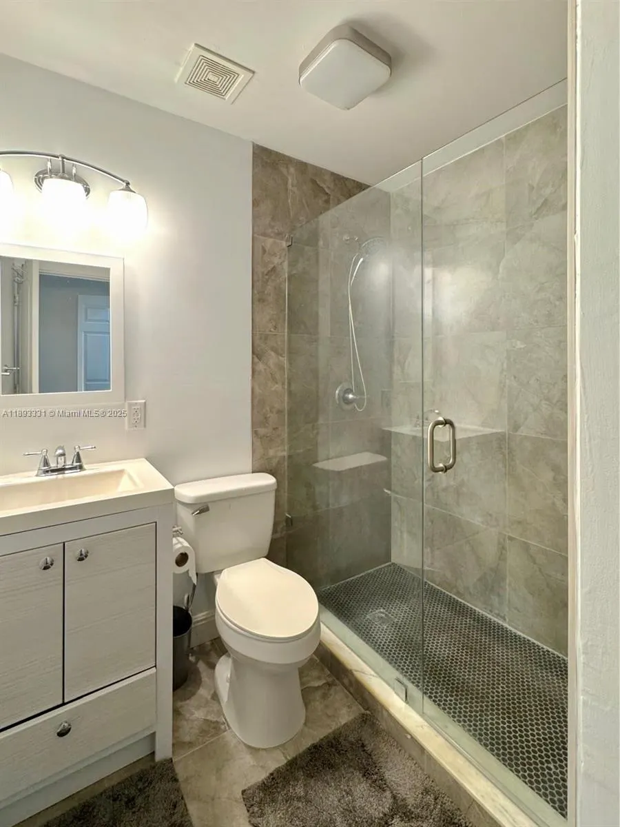 120 NE 9th Ave, #120A