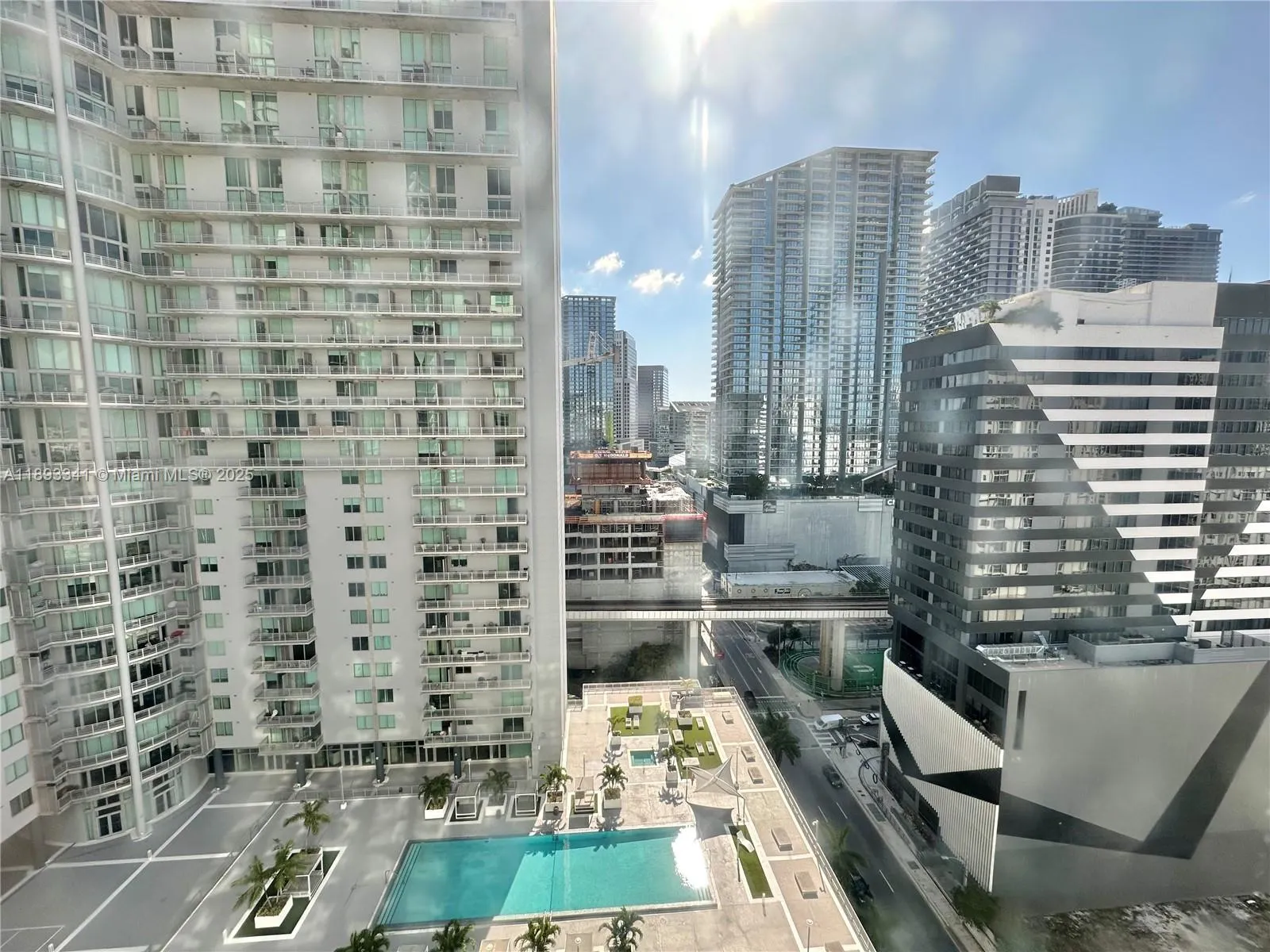 175 SW 7th St, #1806/1807