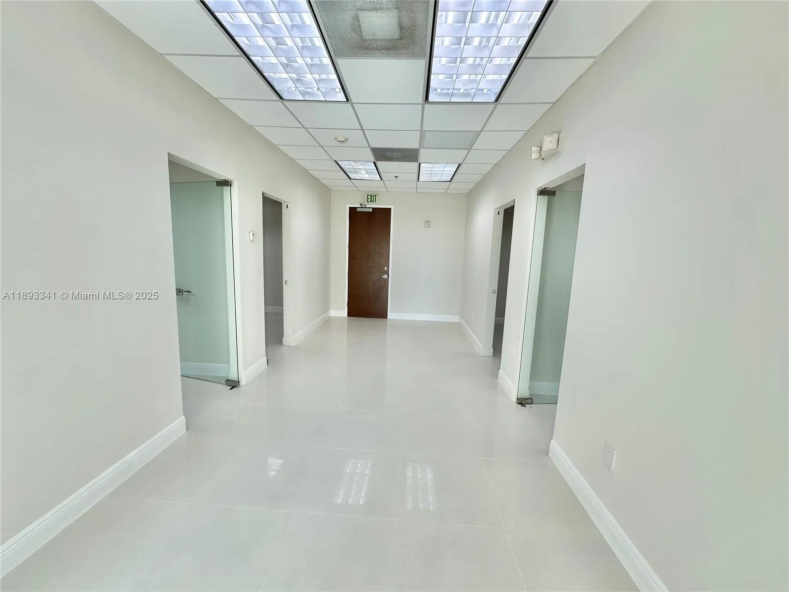 175 SW 7th St, #1806/1807