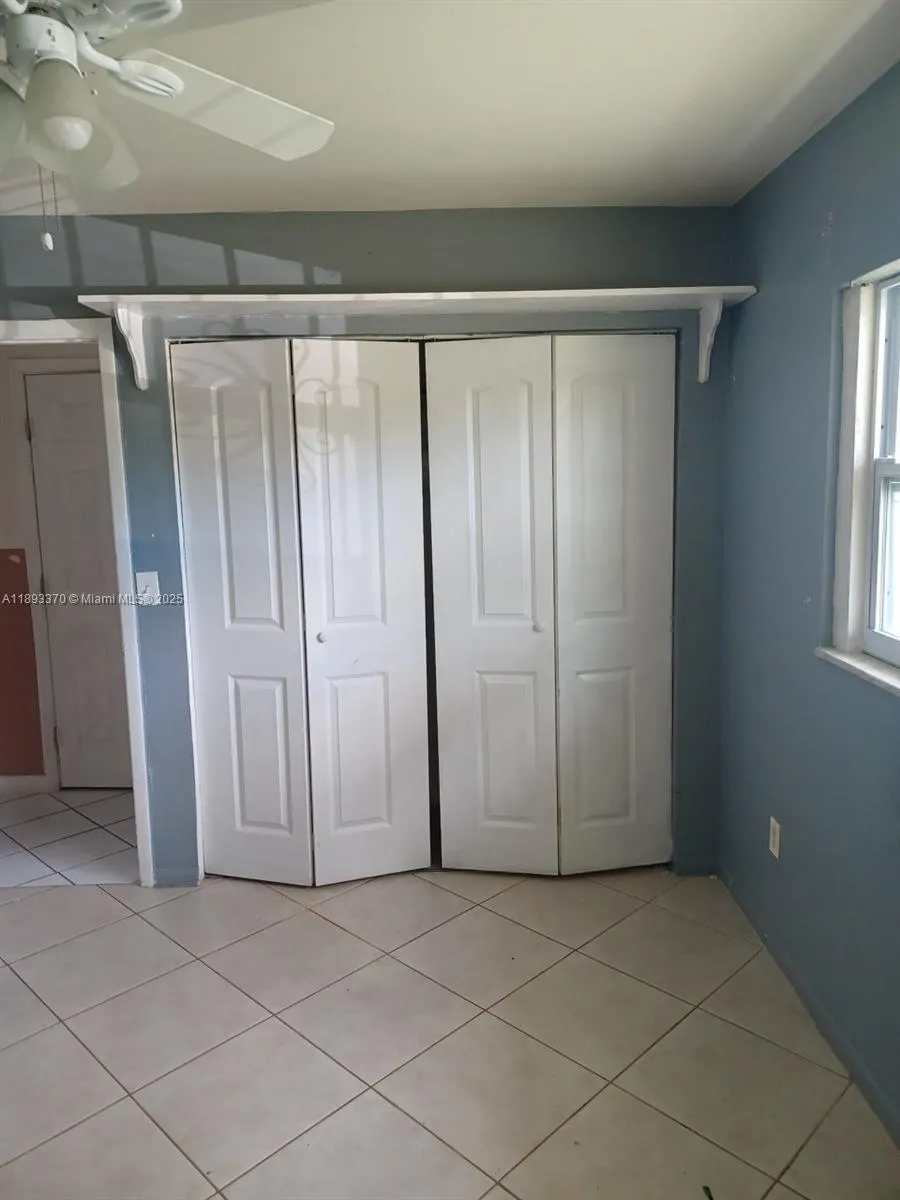 4249 NW 19th, #1