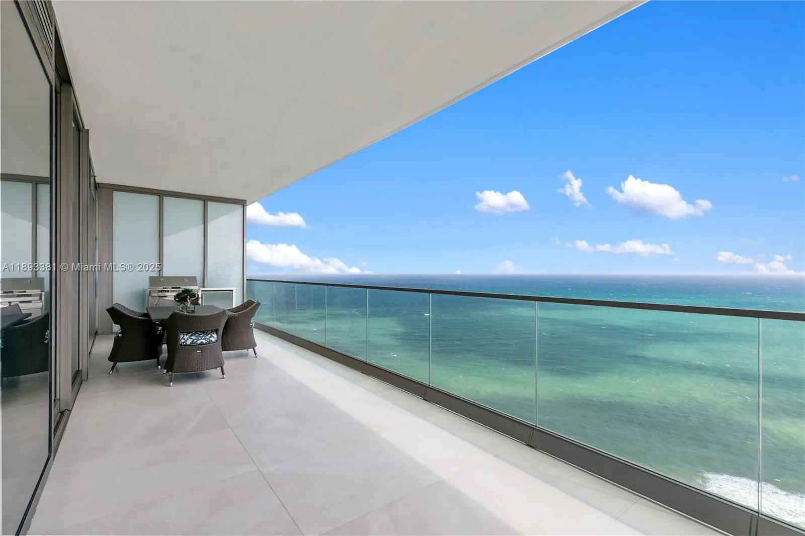 18975 Collins Ave, #3402