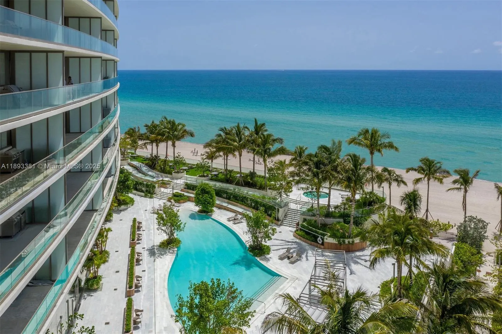 18975 Collins Ave, #3402