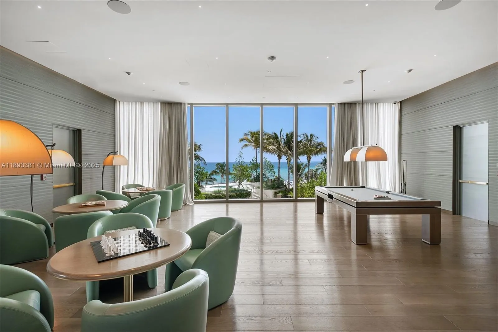 18975 Collins Ave, #3402
