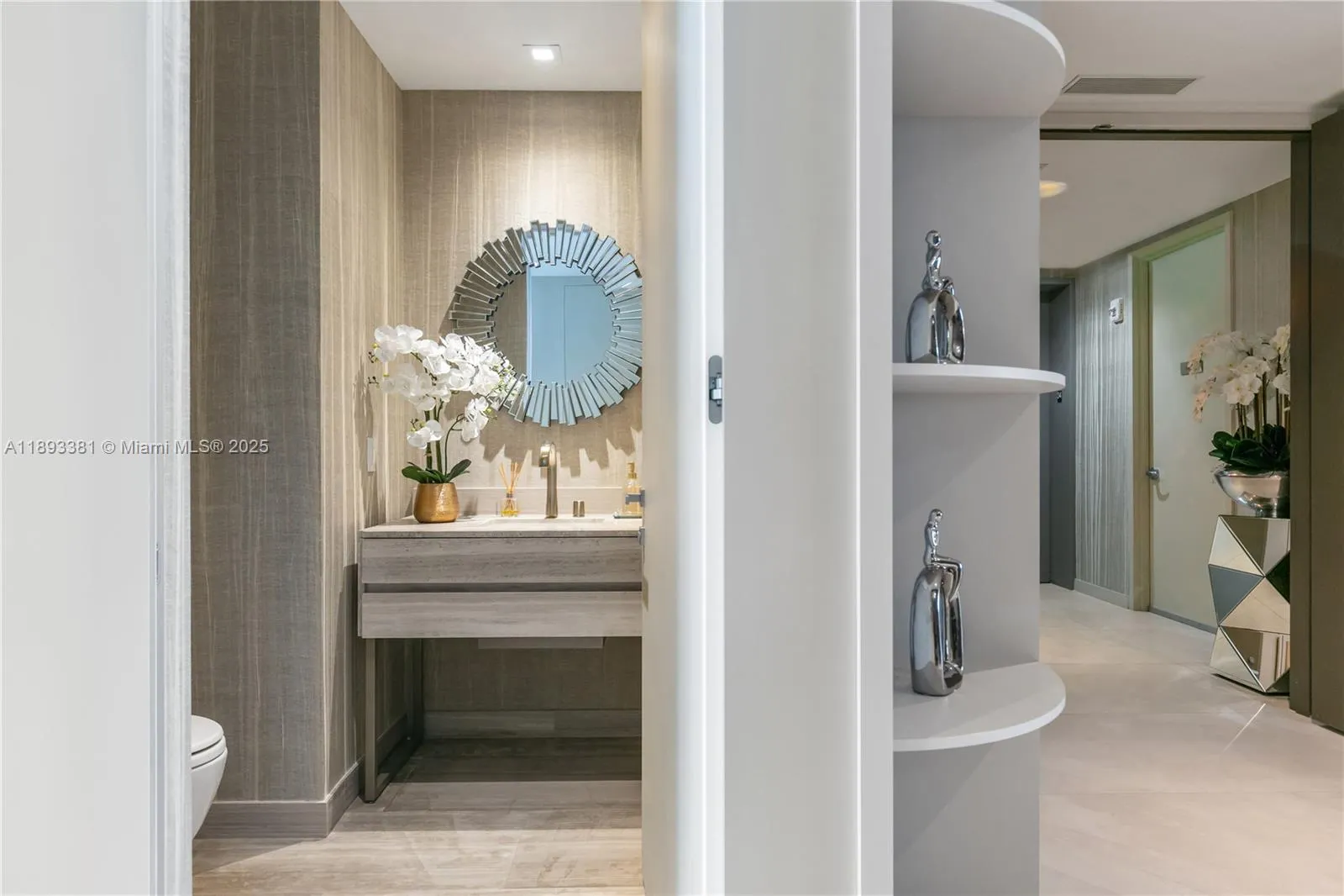 18975 Collins Ave, #3402