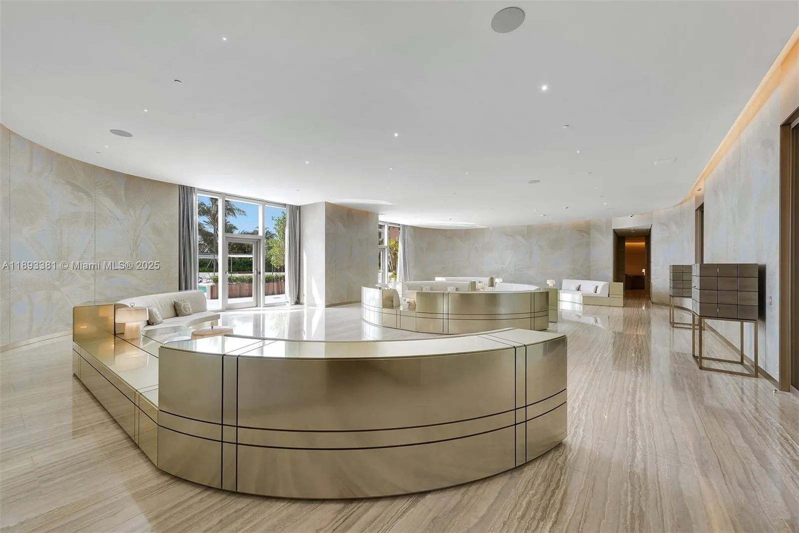 18975 Collins Ave, #3402