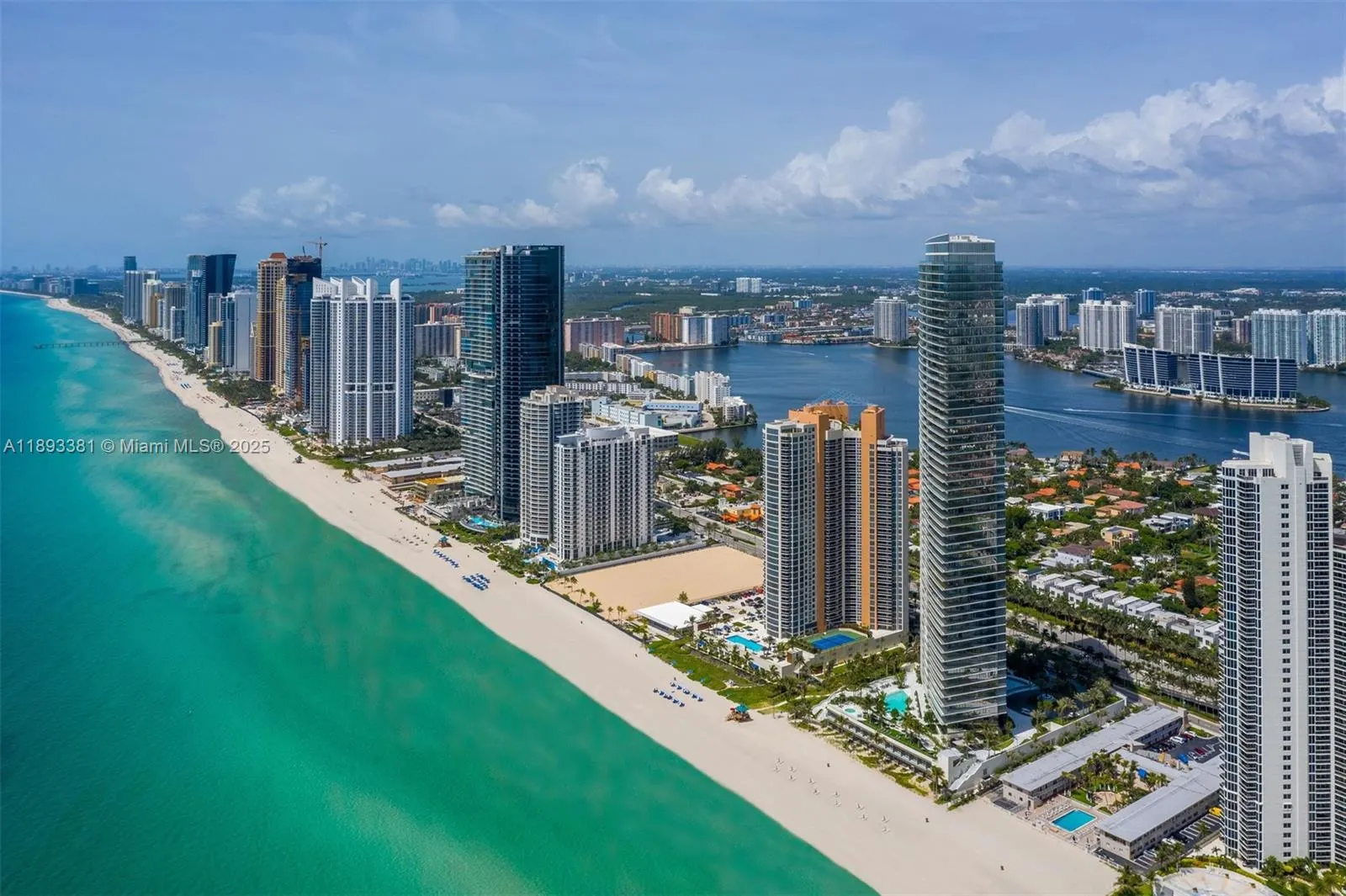 18975 Collins Ave, #3402