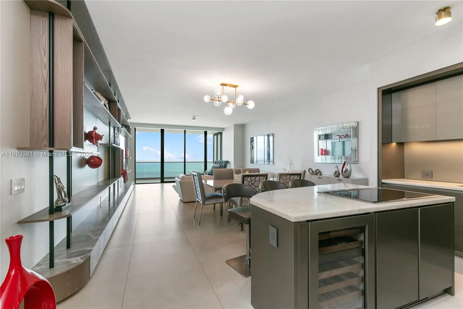 18975 Collins Ave, #3402