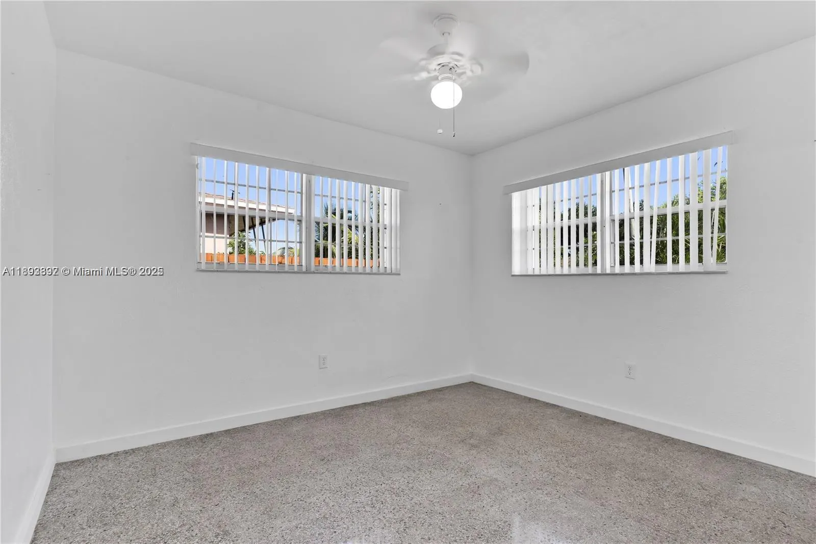 174 NE 211, #1