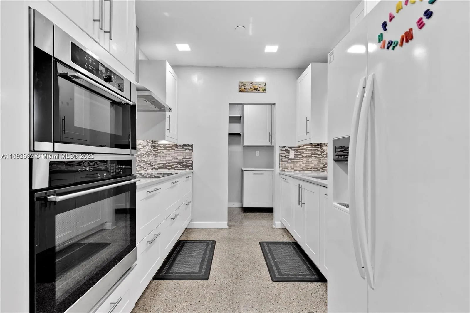 174 NE 211, #1