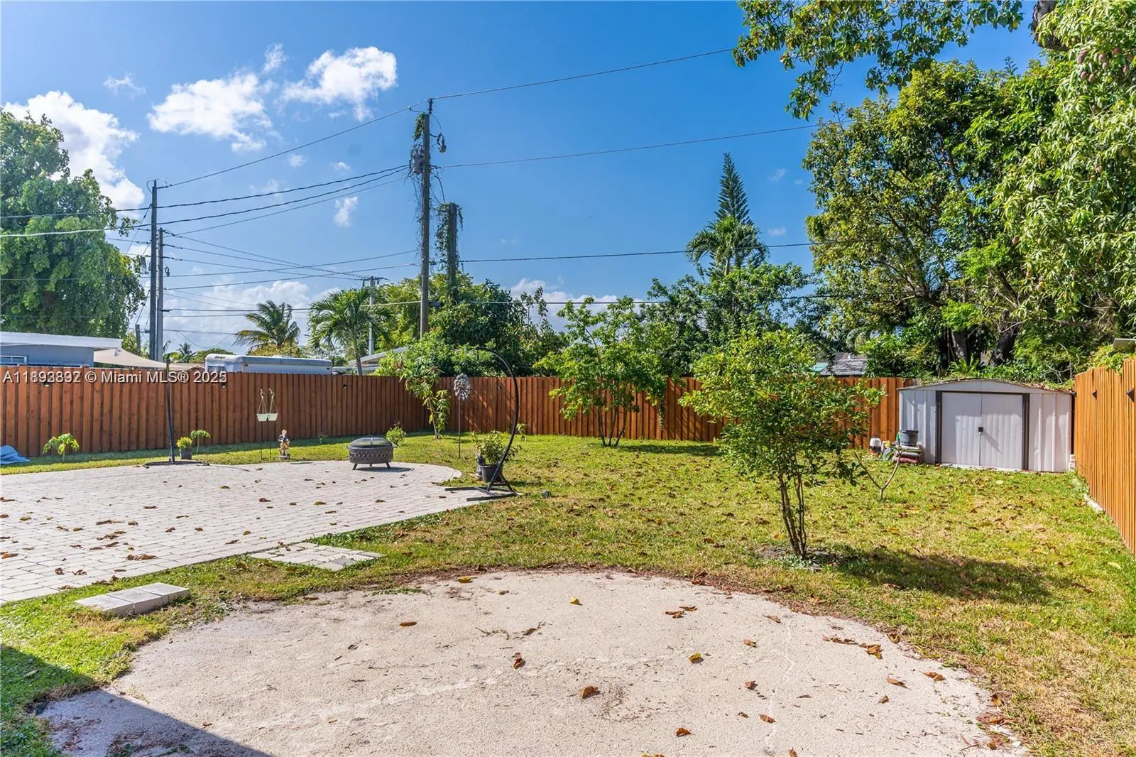 174 NE 211, #1