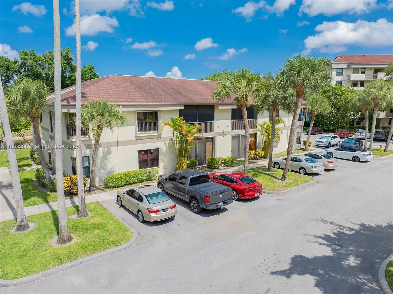 2888 S Carambola Cir S, #2079