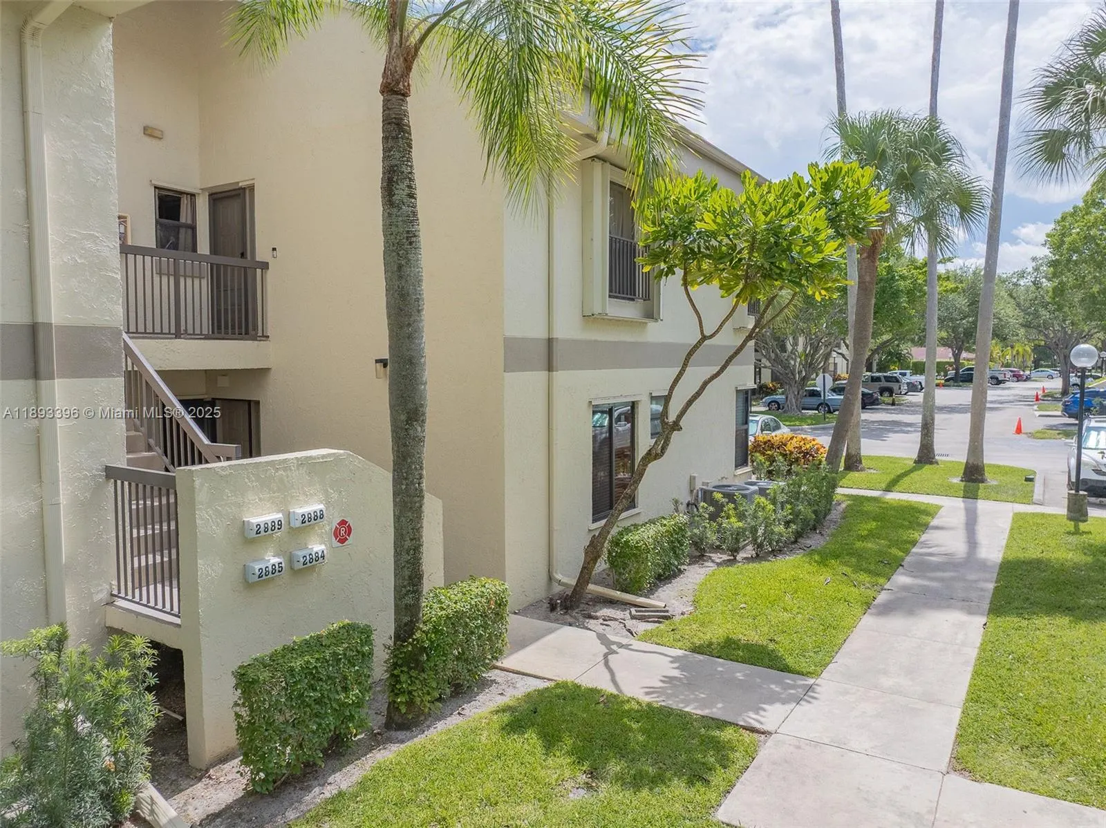 2888 S Carambola Cir S, #2079