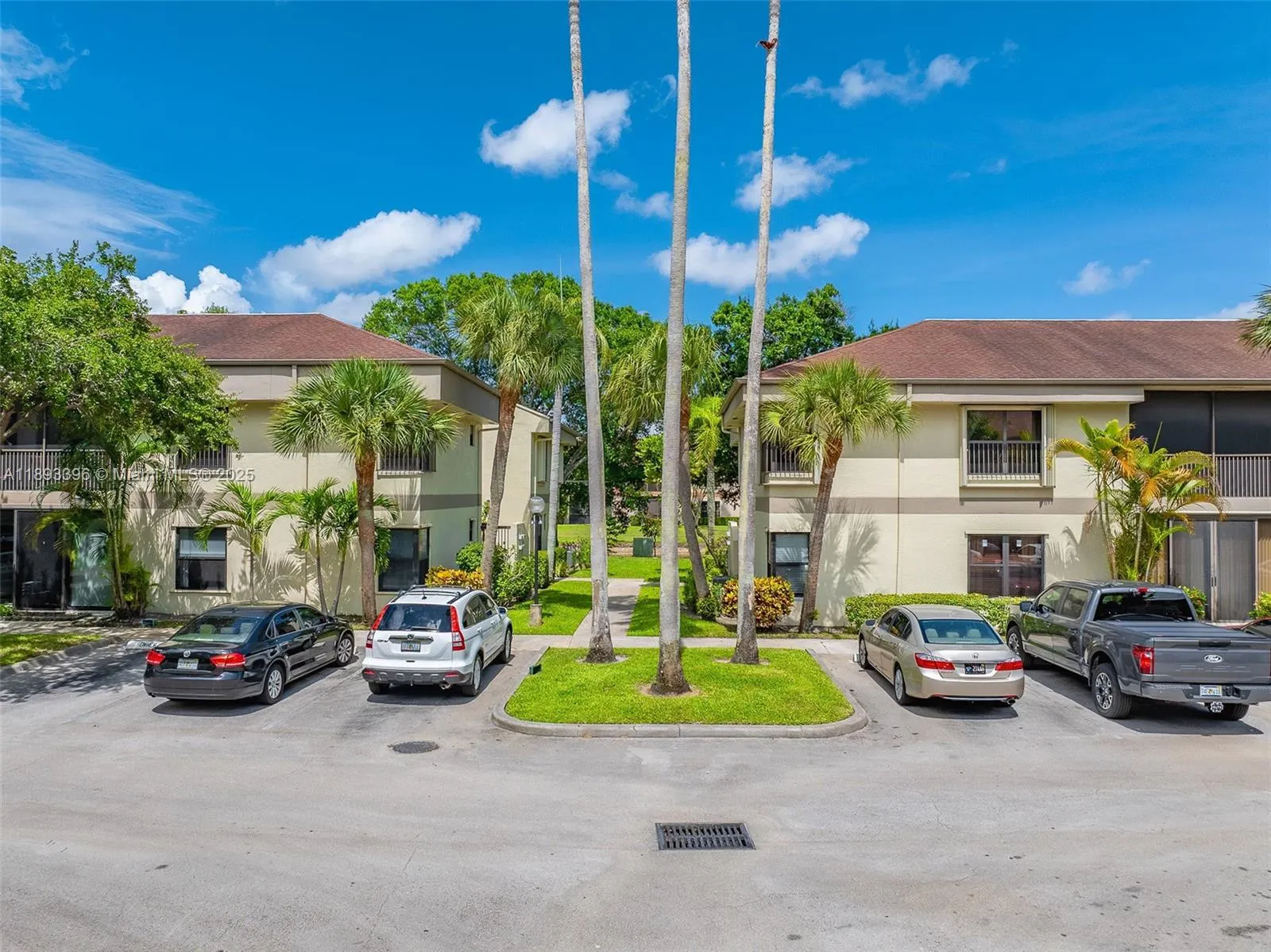 2888 S Carambola Cir S, #2079