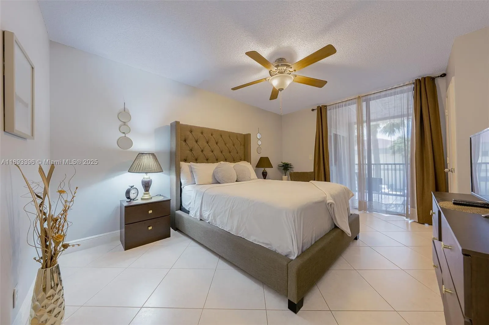 2888 S Carambola Cir S, #2079