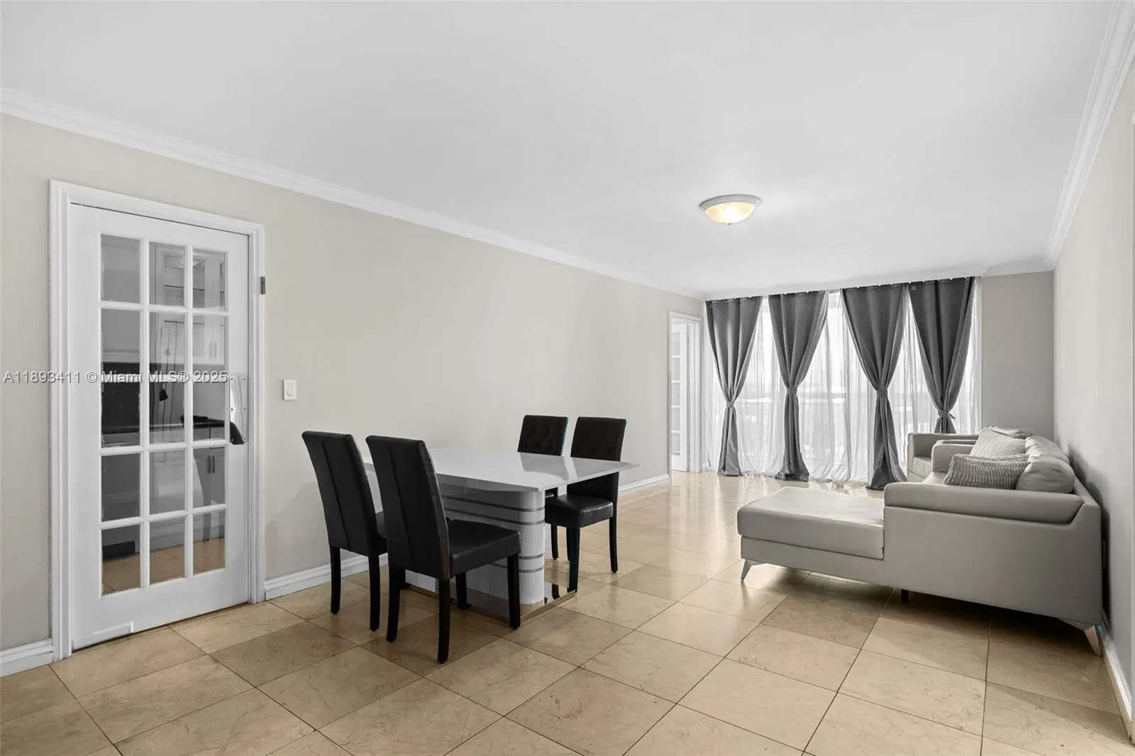 18011 Biscayne Blvd, #902