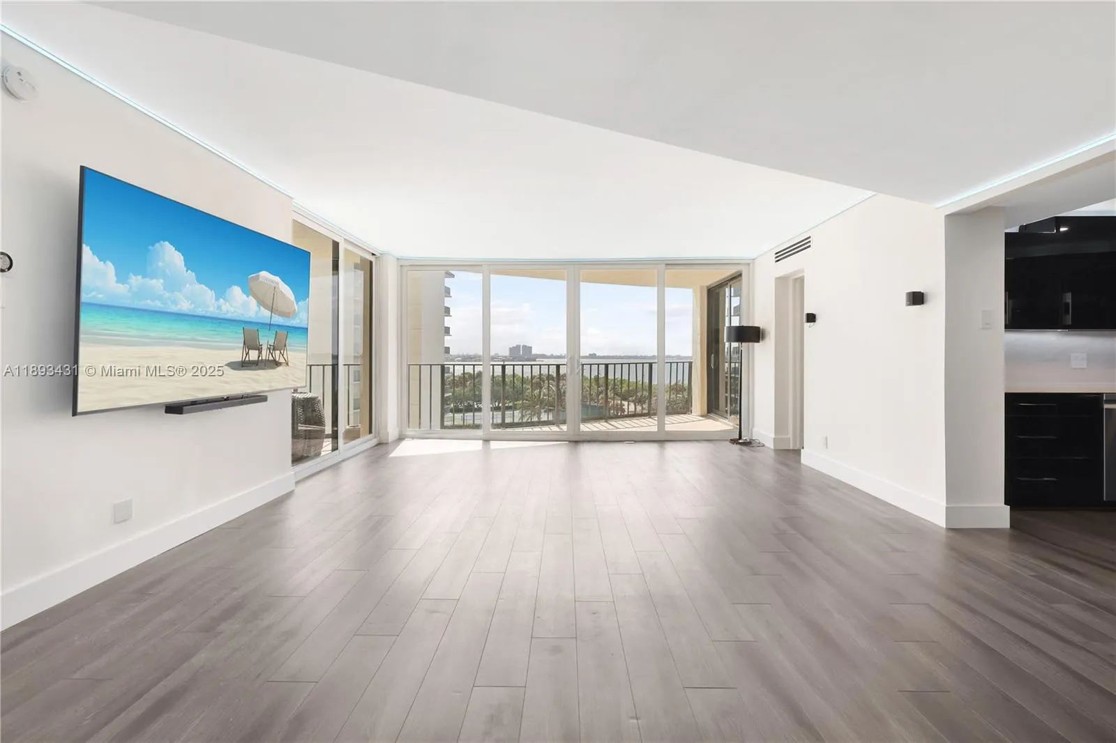 5420 N Ocean Dr, #504