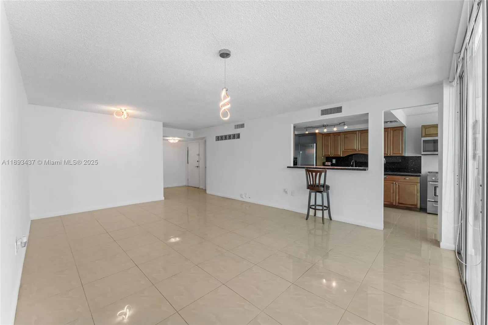 18061 BISCAYNE, #1701