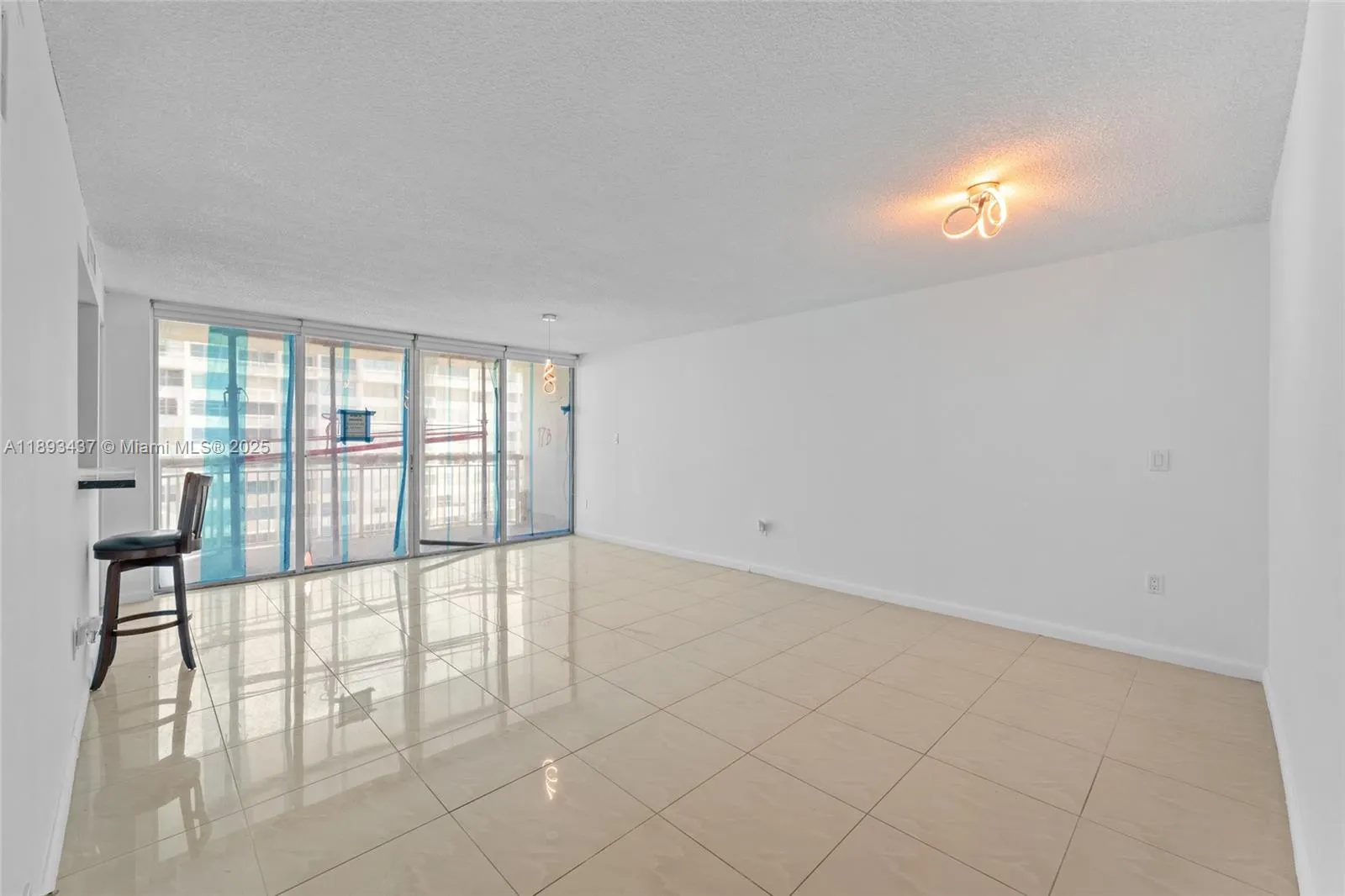 18061 BISCAYNE, #1701