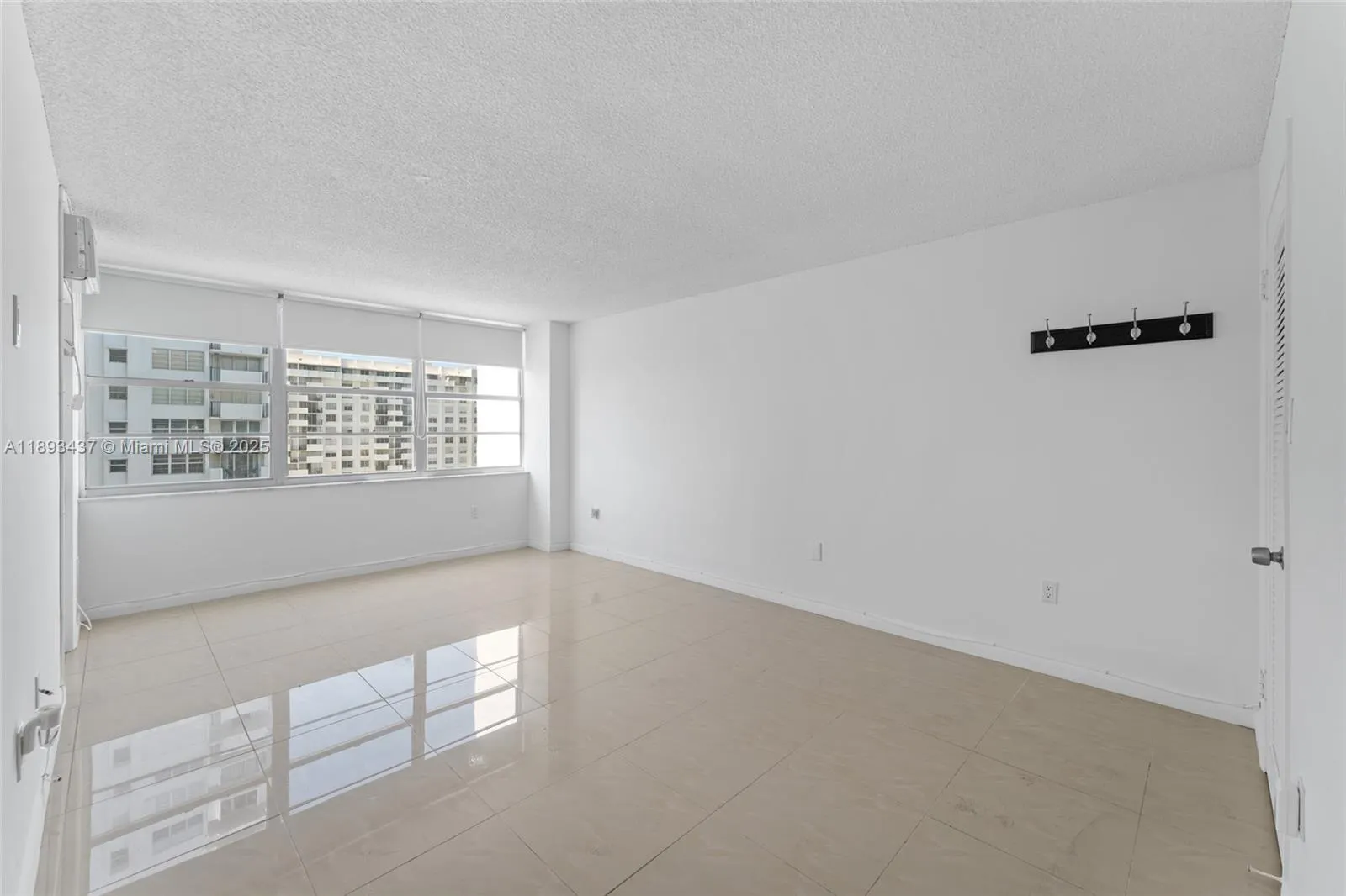 18061 BISCAYNE, #1701