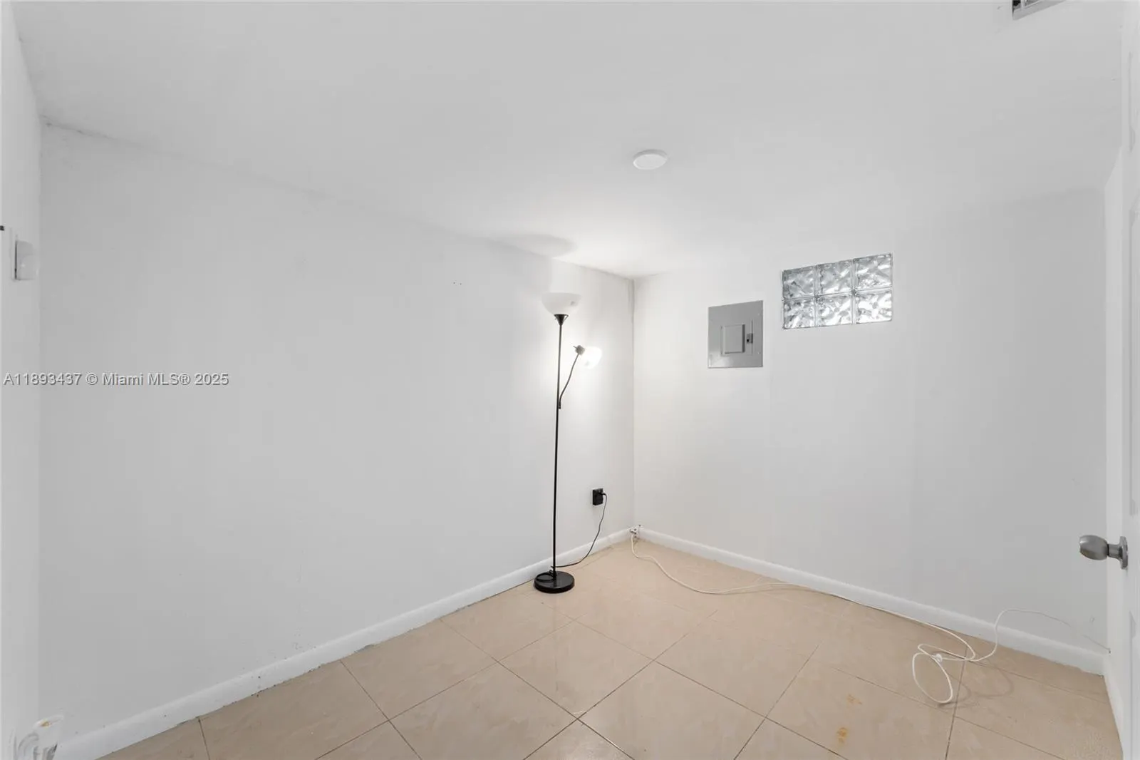 18061 BISCAYNE, #1701