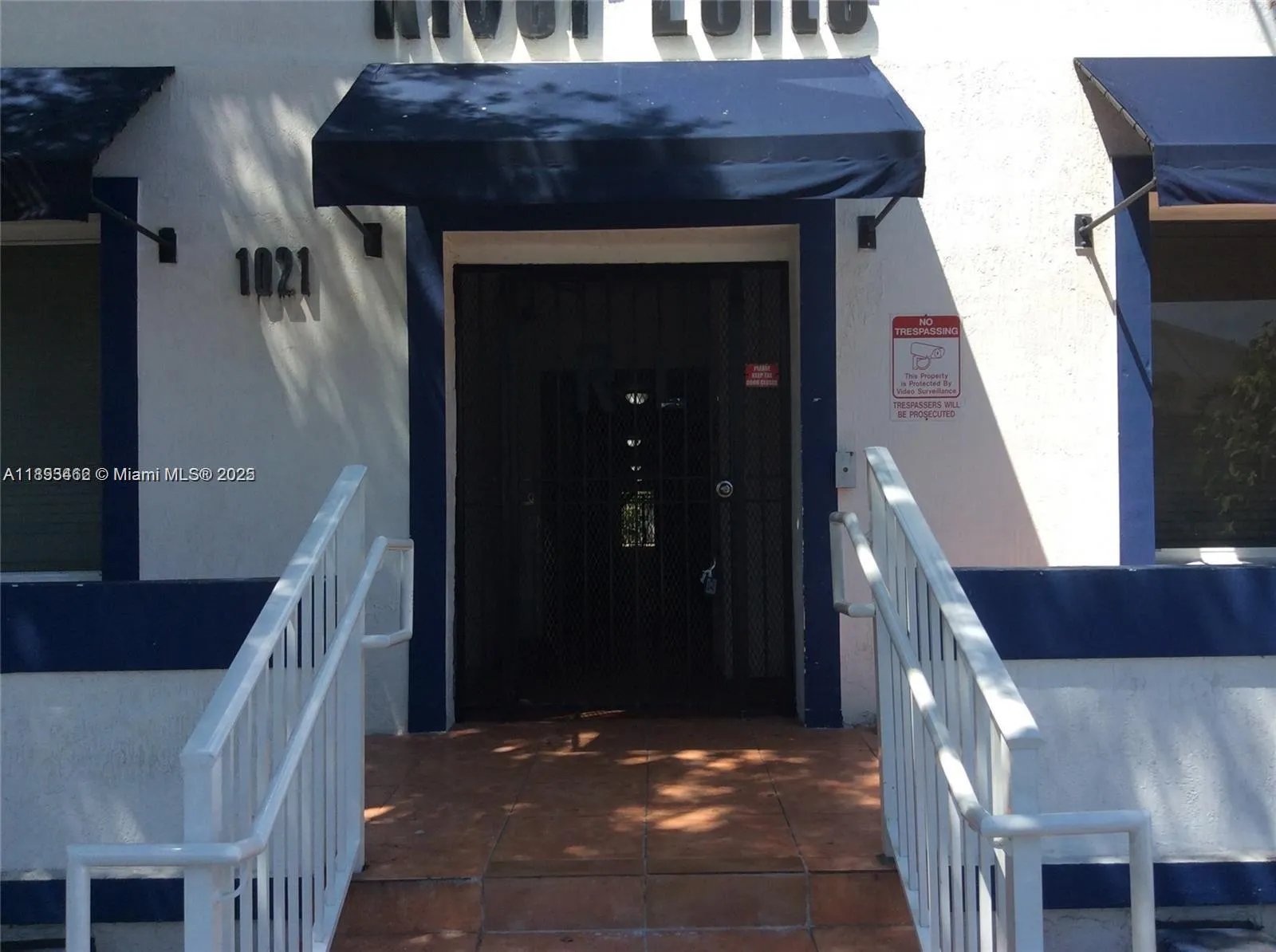 1021 NW 3rd St, #305