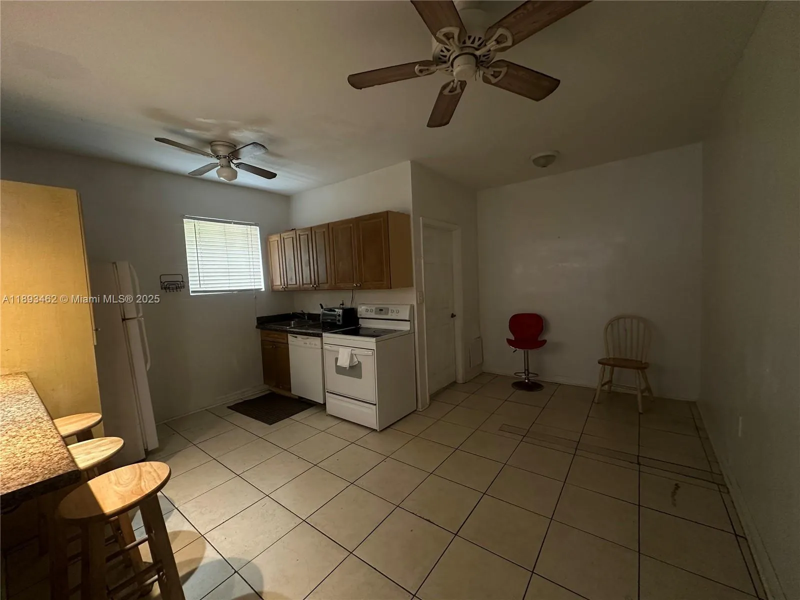1021 NW 3rd St, #305