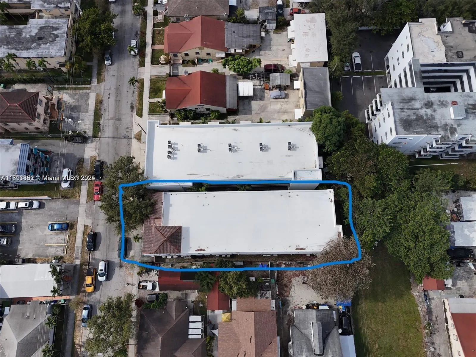 1021 NW 3rd St, #305
