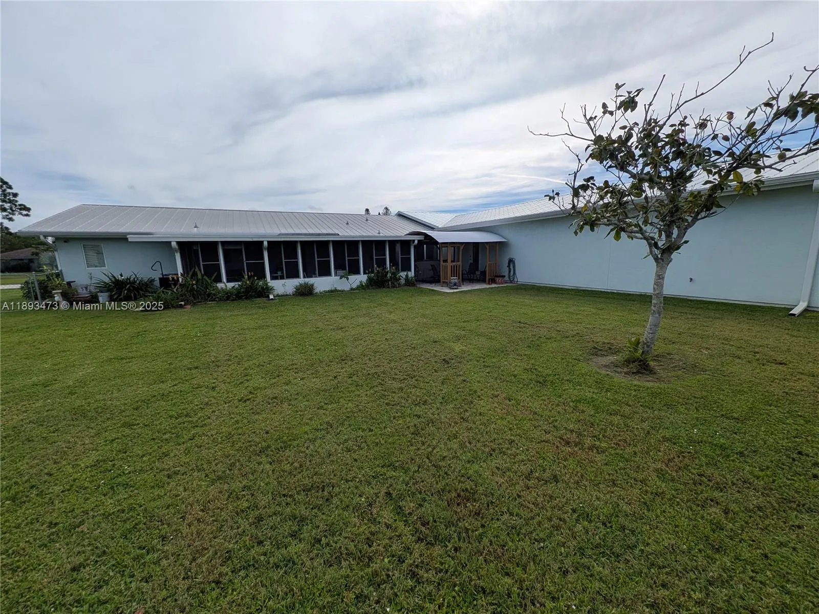 296 Port Malabar Blvd NE