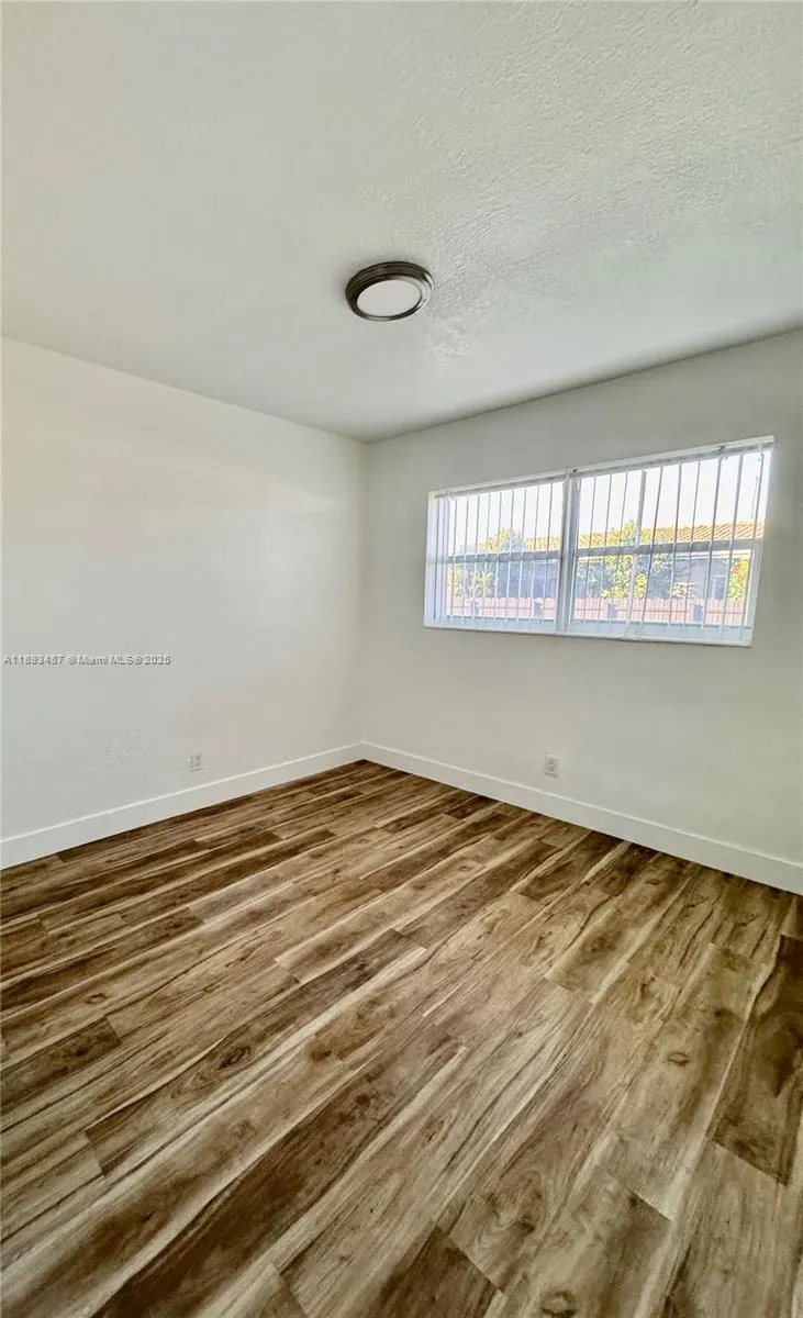 609 NW 2nd Ave, #4