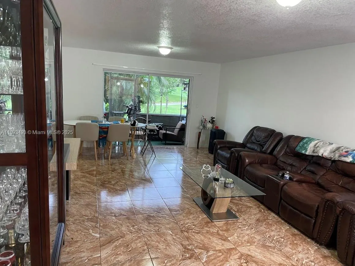 2500 SW 81st Ave, #102