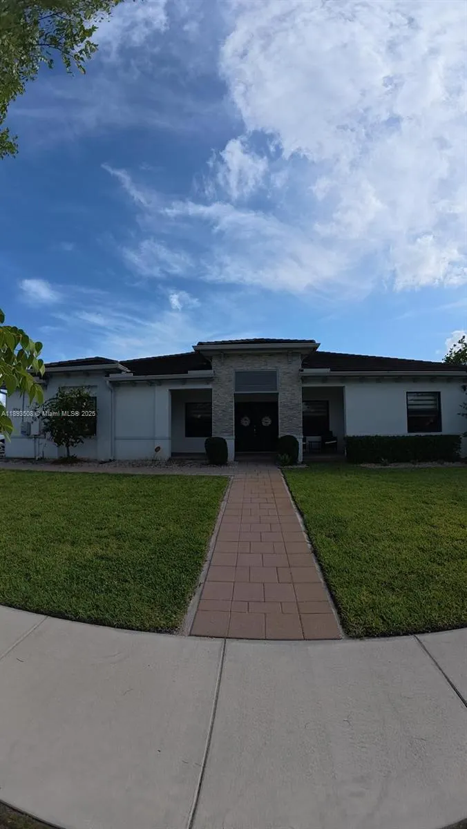 18964 SW 135th Ave