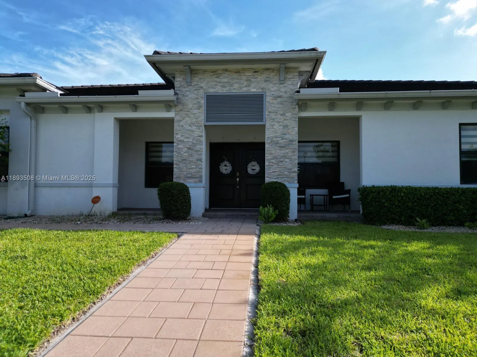 18964 SW 135th Ave