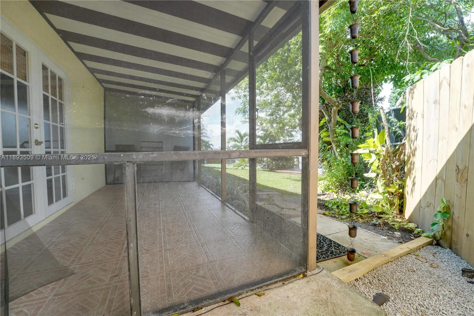 2401 SW 58th Mnr, #2