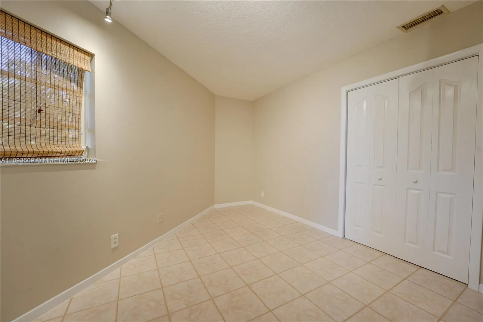 2401 SW 58th Mnr, #2