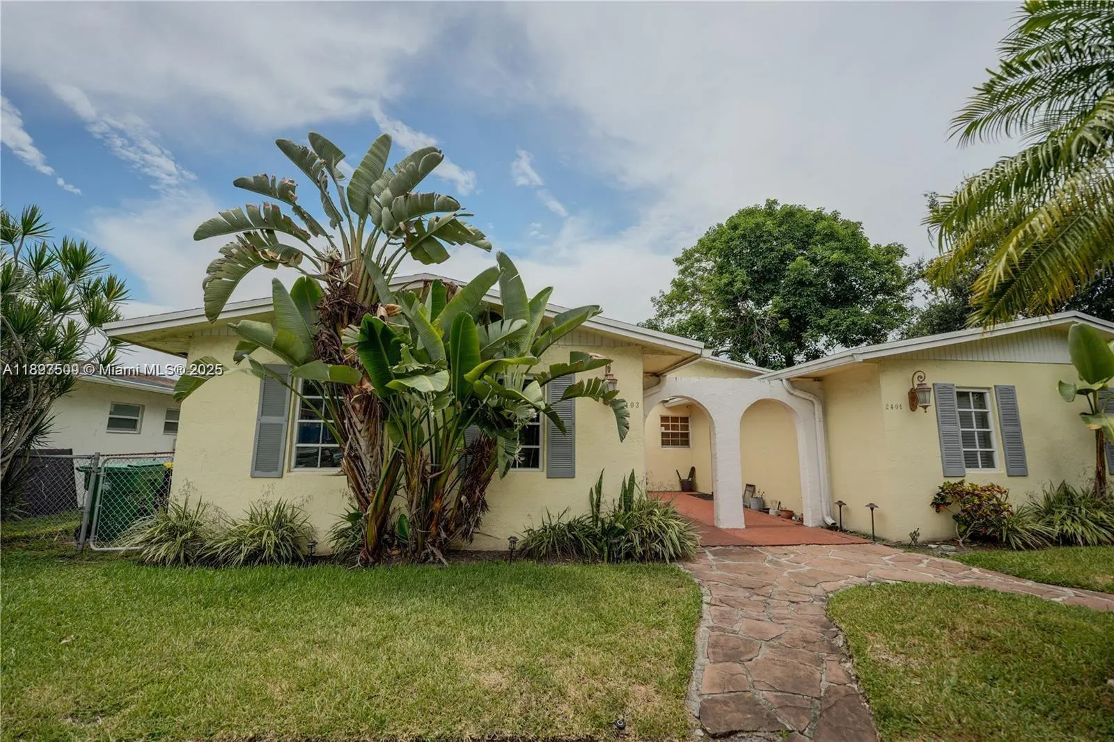 2401 SW 58th Mnr, #2