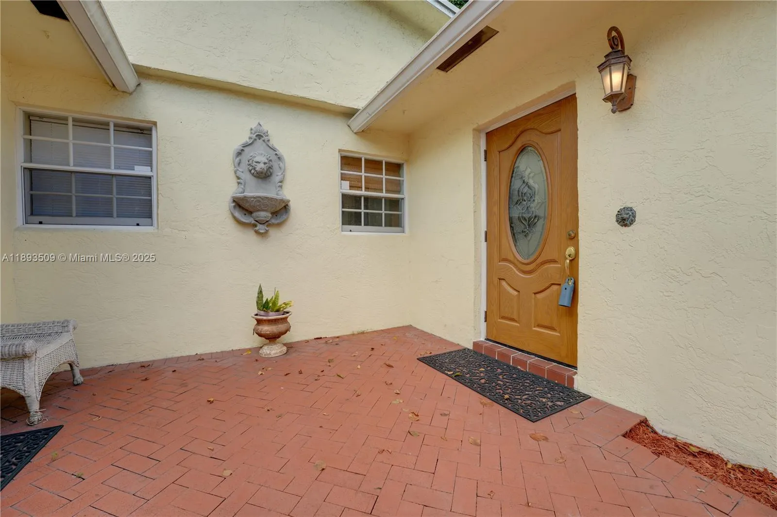 2401 SW 58th Mnr, #2